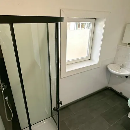 Monteurunterkunft Komfort Apartment *