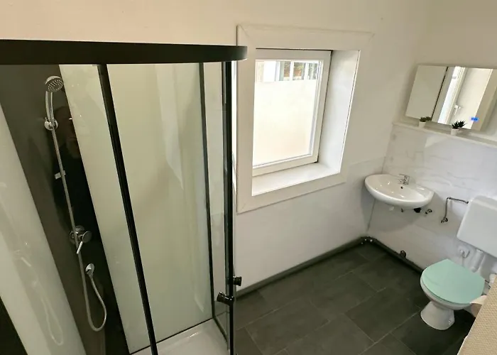 Monteurunterkunft Komfort Apartamento *